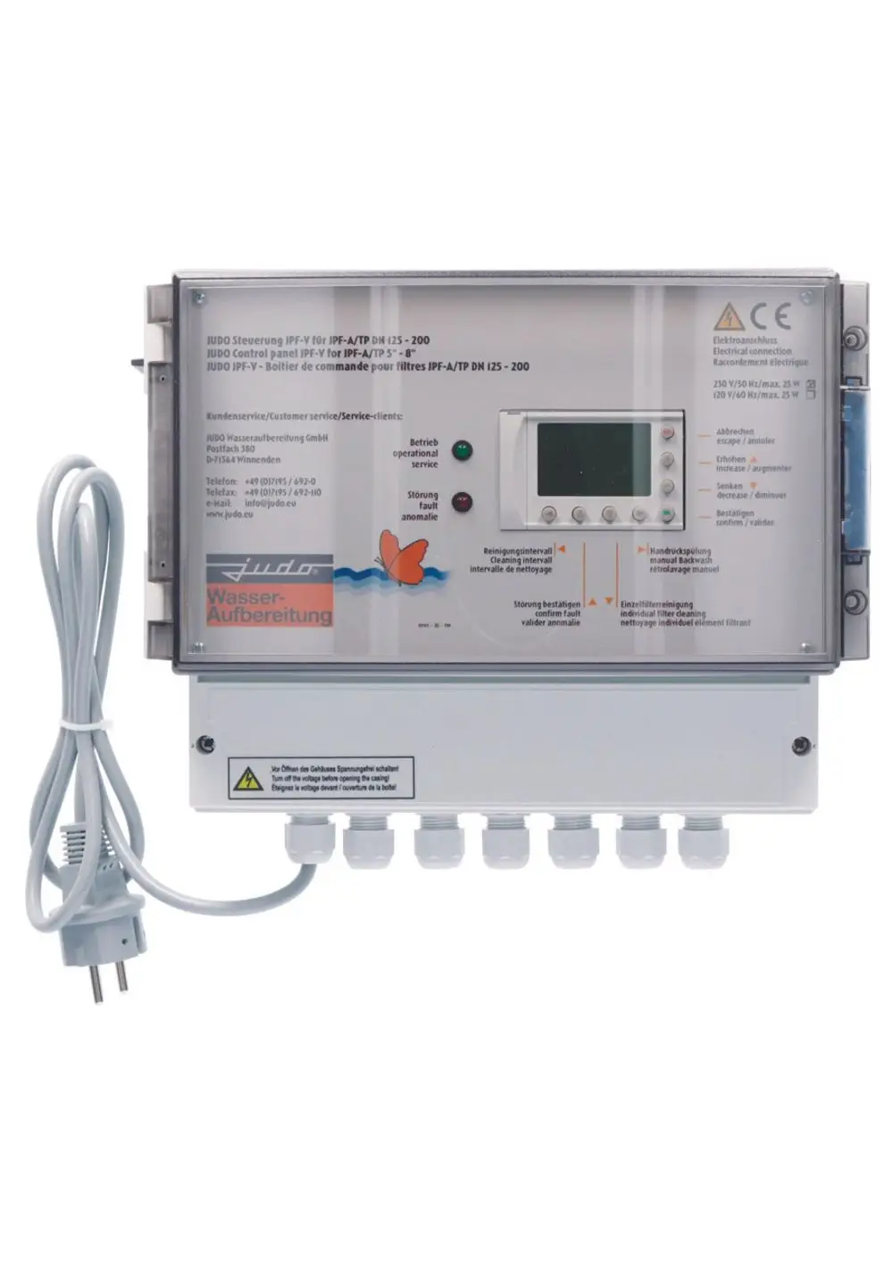 JUDO Steuerungseinheit für Wasseraufbereitung mit Display und mehreren Anschlüssen. Kabel mit Stecker zum Anschluss an eine Stromquelle. Vorsichtshinweis auf der Rückseite.